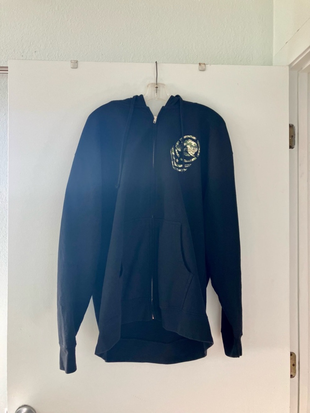 Metal Mulisha Black Zip-Up Hoodie with Camo Logo - Picture 2 of 5